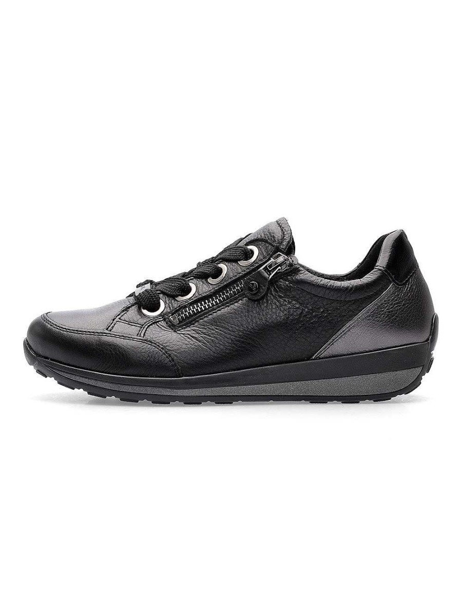 ara Schnurer | Osaka Sneakers Black