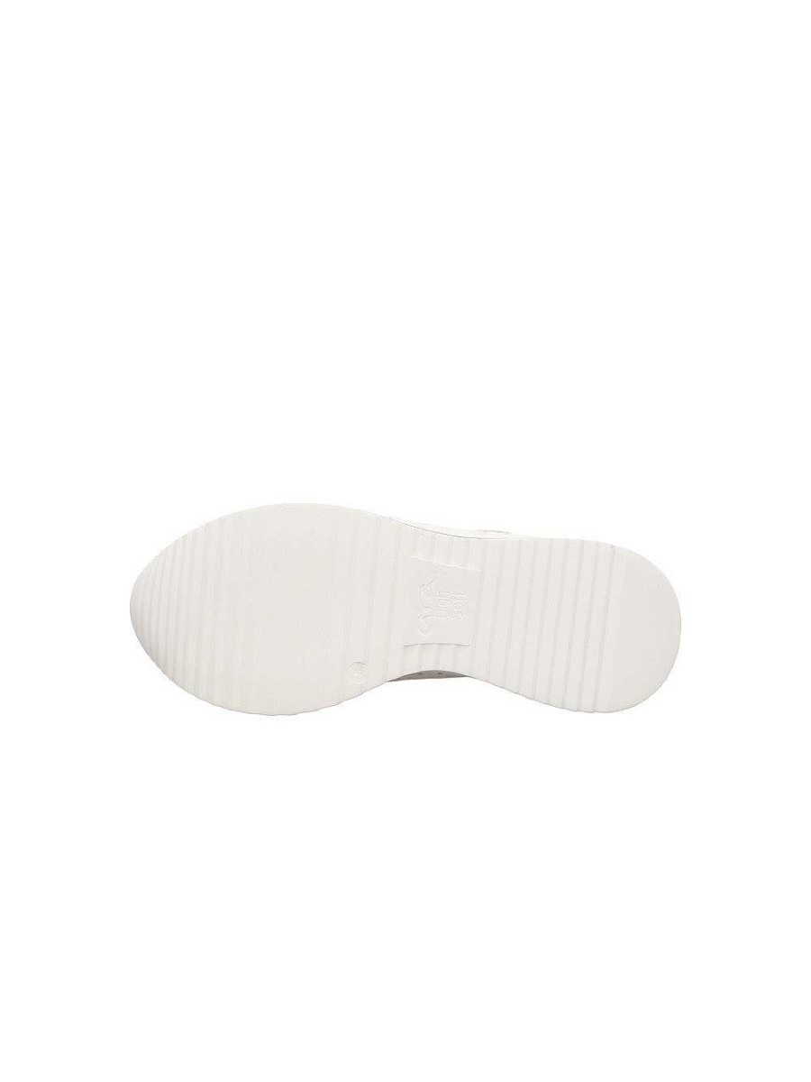 ara Schnurer | Schnurer Las Vegas Shell Cream
