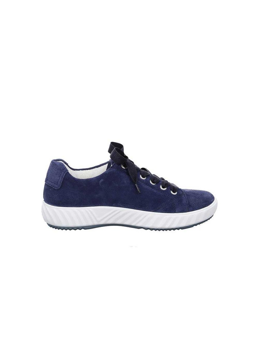 ara Schnurer | Schnurer Avio Indigo