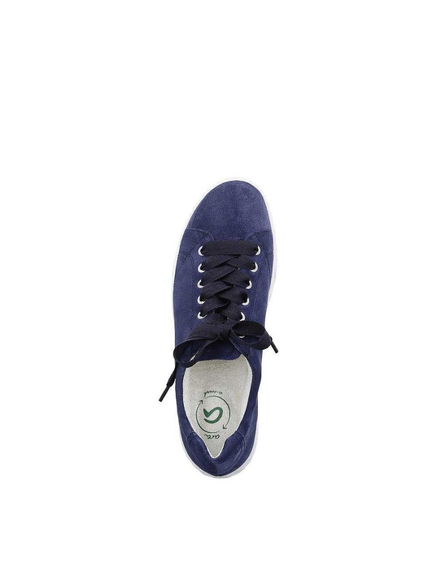 ara Schnurer | Schnurer Avio Indigo