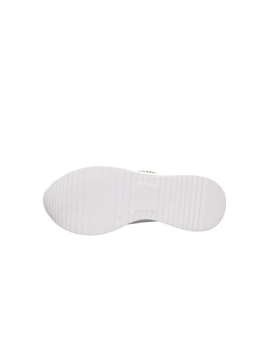ara Schnurer | Sneakers Las Vegetas Cream Shell