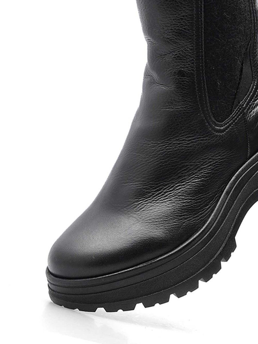 ara Boots | Calais Black Ankle Boots
