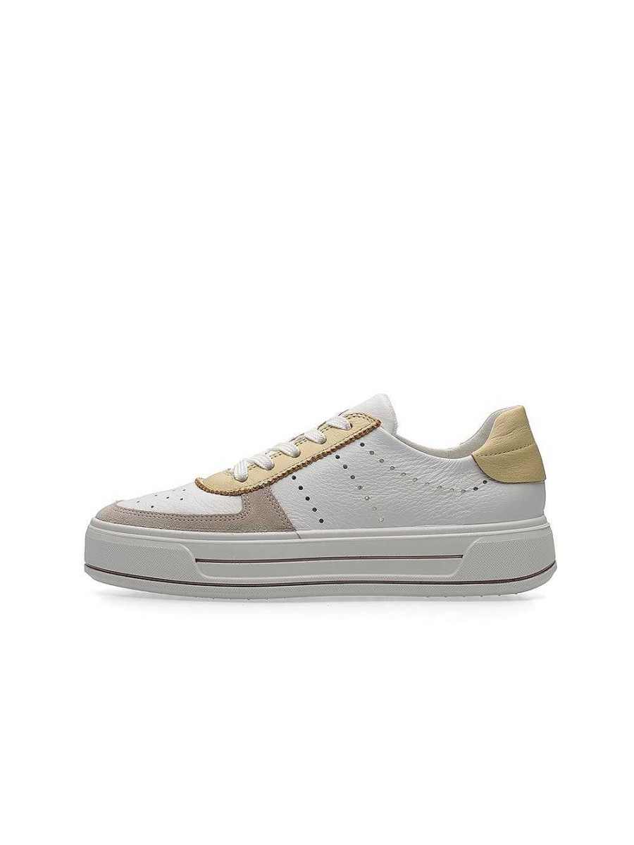 ara Schnurer | Schnurer Canberra White Station Wagon